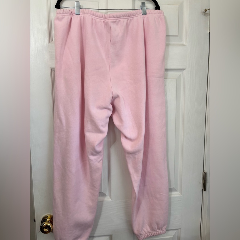 SKIMS XL pink joggers - Picture 2 of 3